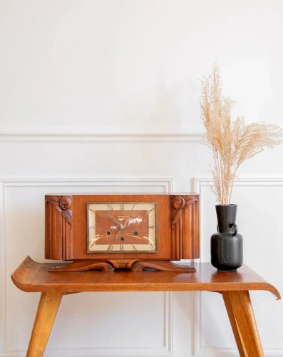 Nour, l'horloge en bois N°26