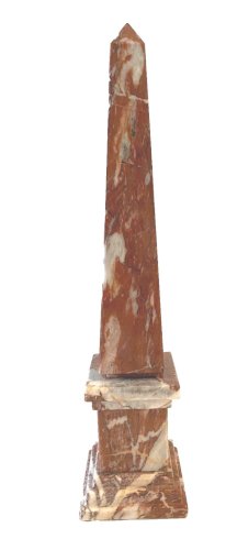 Obélisque en marbre rouge veiné XX siècle