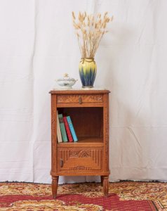 Odile, la table de chevet Art déco en marbre blancN°1200