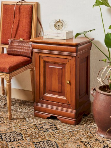 Odile, la table de chevet en bois clair N°1188