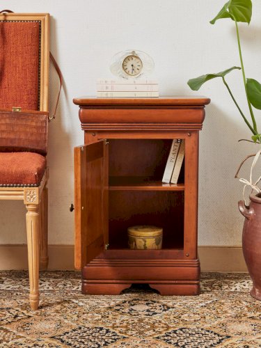 Odile, la table de chevet en bois clair N°1188