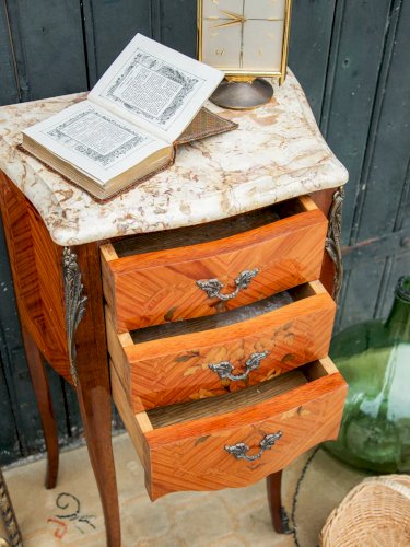 Odile, la table de chevet en bois de rose N°504