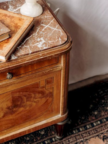 Odile, la table de chevet en bois et marbre N°1192