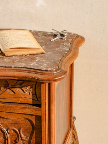 Odile, la table de chevet en bois et marbre N°654