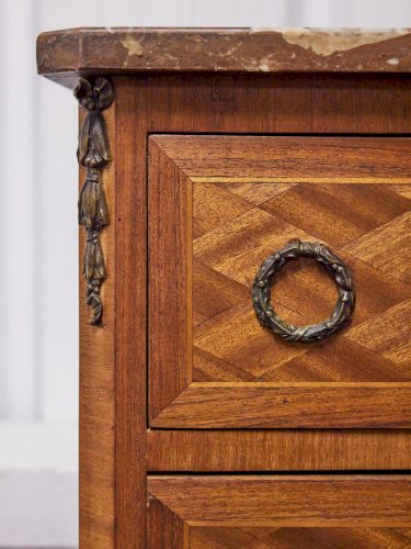 Odile, la table de chevet en bois et marbre N°660