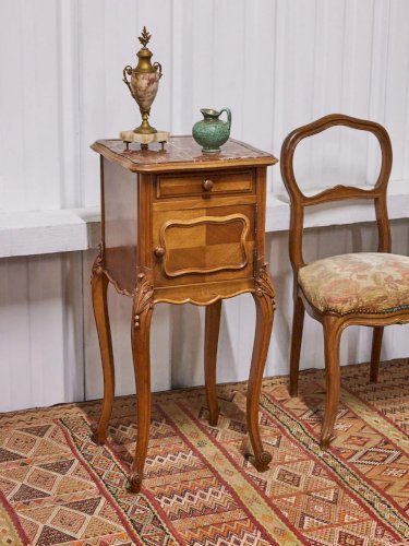 Odile, la table de chevet en bois et marbre N°661