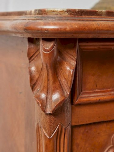 Odile, la table de chevet en bois foncé N°1177