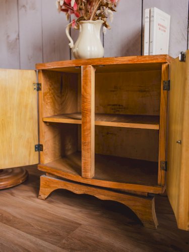 Odile, la table de chevet en bois N°1161