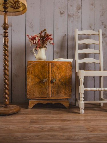 Odile, la table de chevet en bois N°1161