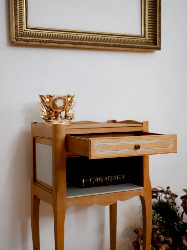 Odile, la table de chevet en bois N°1170