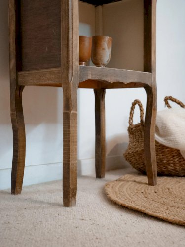 Odile, la table de chevet en bois N°1172