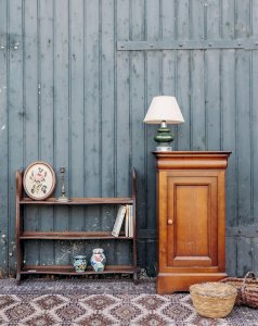 Odile, the wooden bedside table N°359