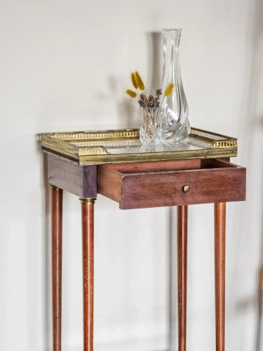 Odile, la table de chevet en bois N°375