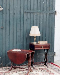 Odile, the wooden bedside table No. 431