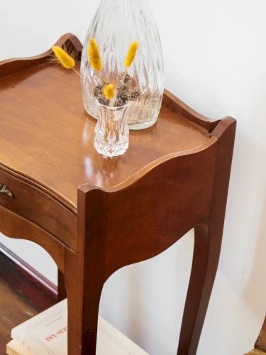 Odile, la table de chevet en bois N°478