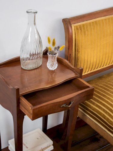 Odile, la table de chevet en bois N°478