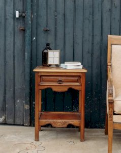 Odile, the wooden nightstand No. 502