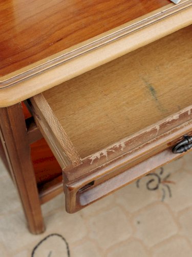 Odile, la table de chevet en bois N°502