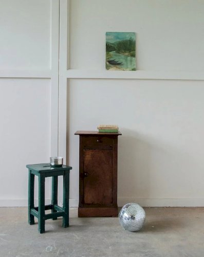 Odile, la table de chevet en bois N°521