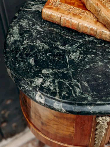 Odile, la table de chevet en bois N°529