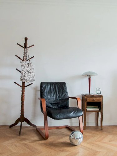 Odile, la table de chevet en bois N°537