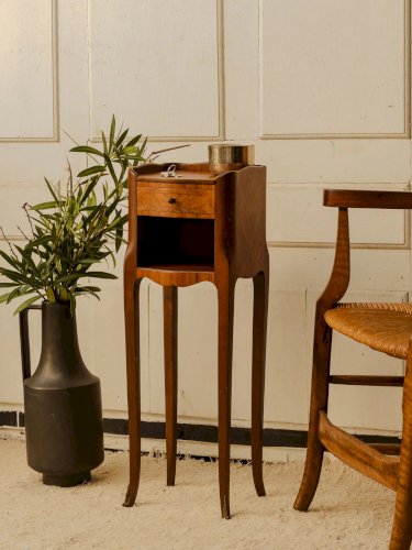 Odile, la table de chevet en bois N°558