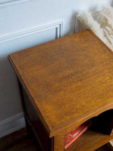 Odile, la table de chevet en bois N°560