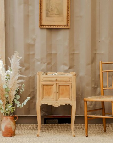 Odile, la table de chevet en bois N°564