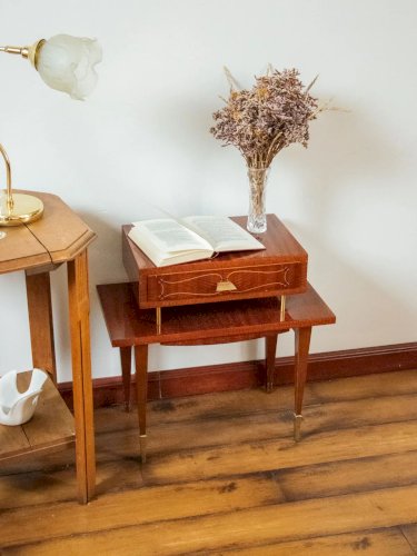 Odile, la table de chevet en bois N°643