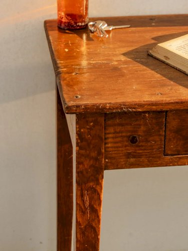 Odile, la table de chevet en bois N°653