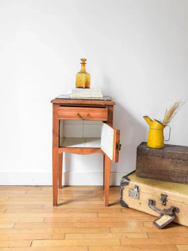 Odile, la table de chevet en marbre N°342