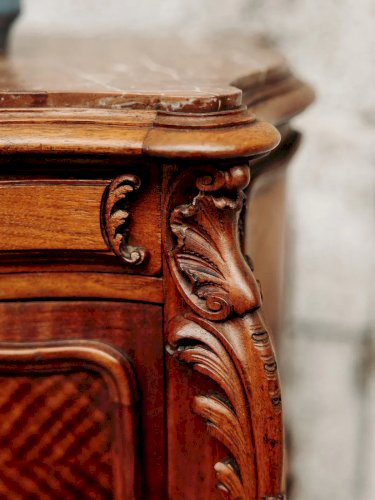 Odile, la table de chevet en marbre N°401