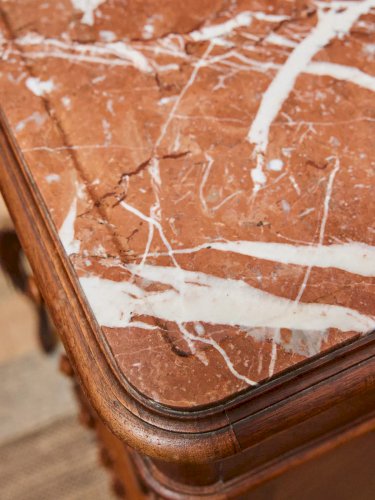 Odile, la table de chevet N°645