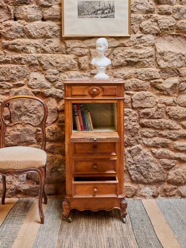 Odile, la table de chevet N°645