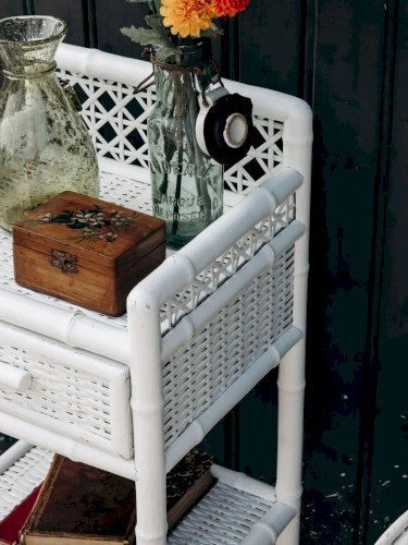 Odile, le chevet blanc en rotin N°511