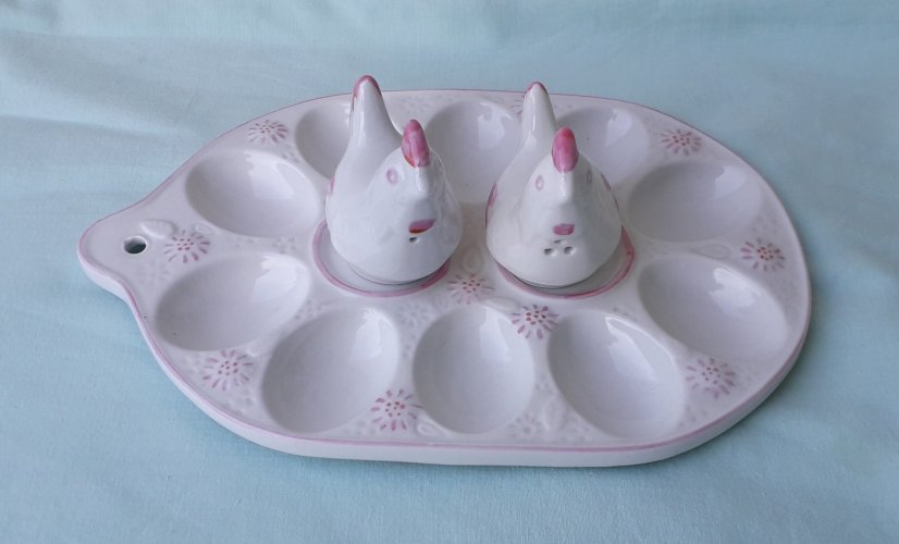 Œufrier présentoir à œufs 