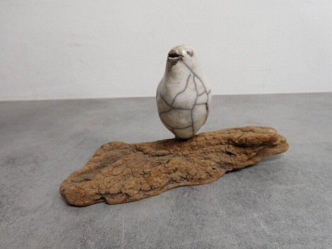 OISEAU EN CRAQUELE SUR BOIS