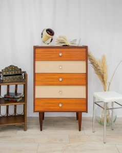 Olga, the two-tone wooden dresser No. 367