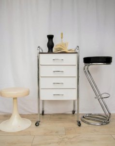 Olga, la commode chromée N°363