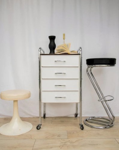 Olga, la commode chromée N°363