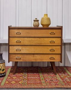 Olga, the wooden 70's dresser No. 338