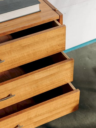 Olga, la commode en bois clair N°255