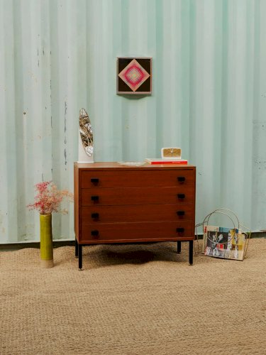 Olga, la commode en bois et métal N°330