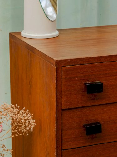 Olga, la commode en bois et métal N°330