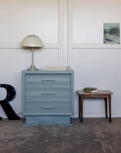 Olga, the wooden dresser No. 156