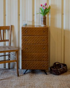 Olga, la commode matelassée en skaï N°373