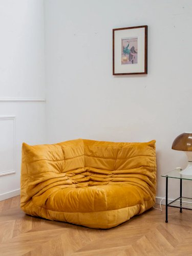 Olivia, la chauffeuse Togo d'angle N°41