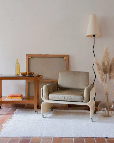 Olivia, la grande chauffeuse space age N°68