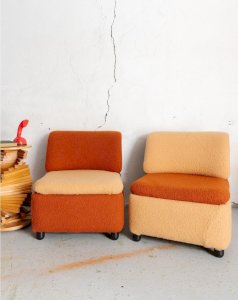 Olivia, the pair of boucle armchairs No. 12