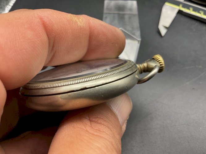 OMEGA montre gousset régulateur chemineaux suisse lunette vise .